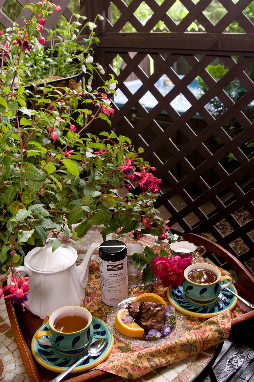 Creekwalk Inn Bed And Breakfast With Cabins Cosby Esterno foto