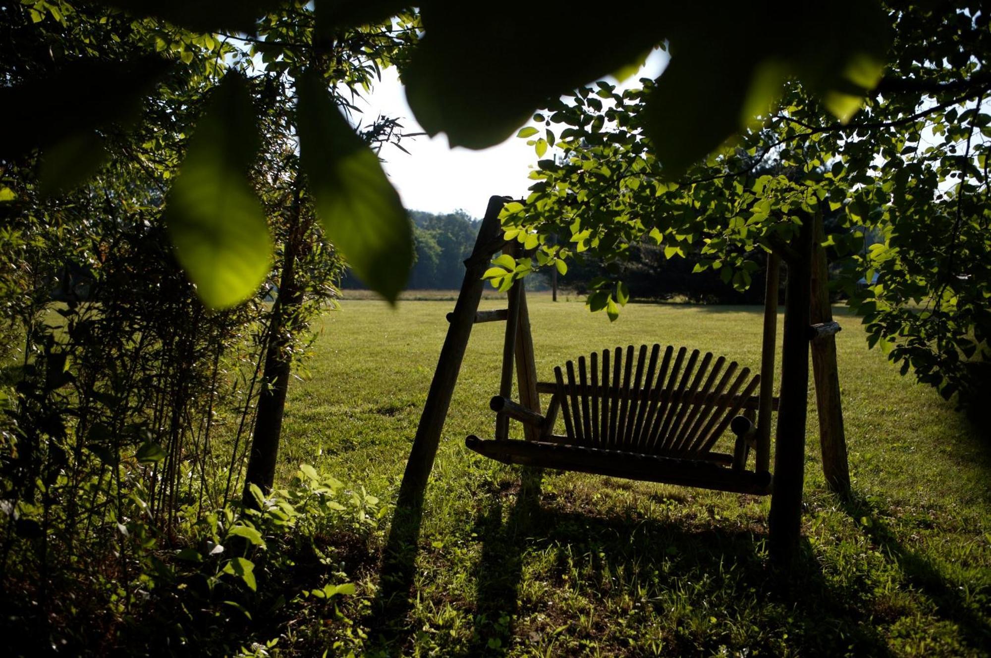 Creekwalk Inn Bed And Breakfast With Cabins Cosby Esterno foto